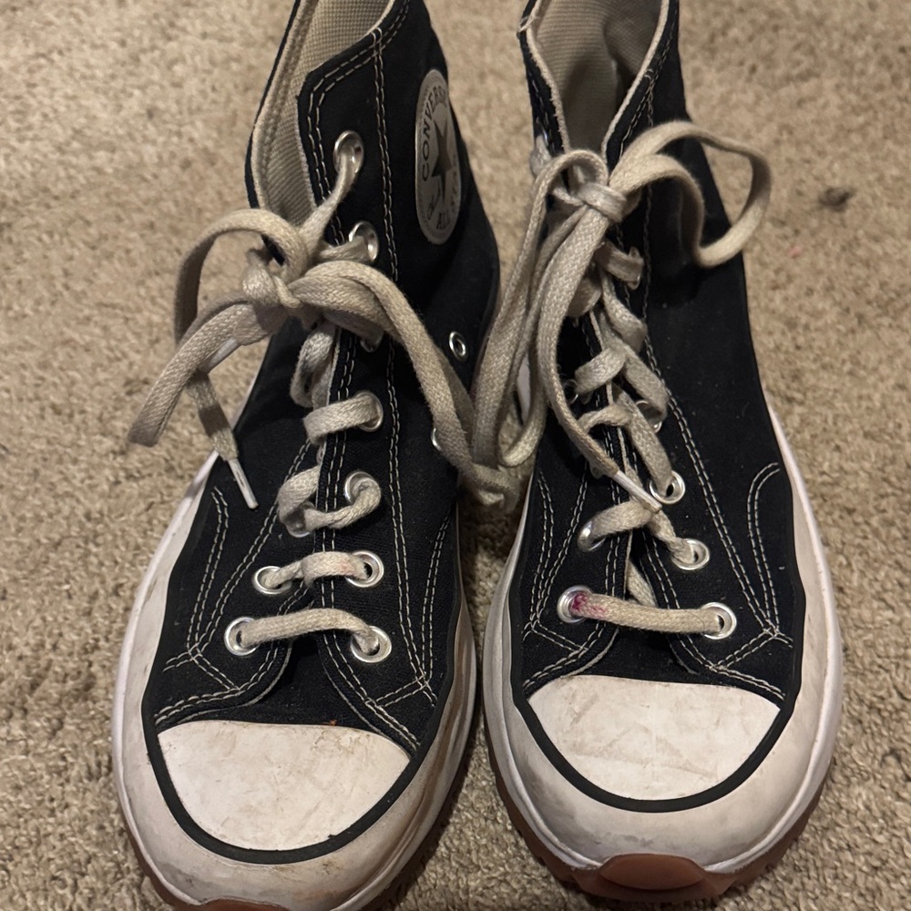 Converse Run Star Hike Hi Black and White High-Tops